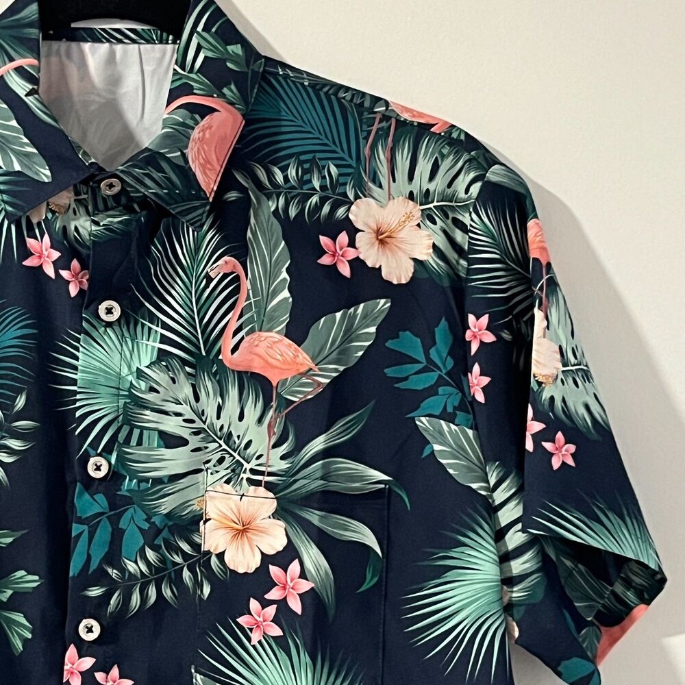 KYKU‎ Hawaiian Button Up Shirt Size S Vibrant Tropical Beach Resort Vacation Top